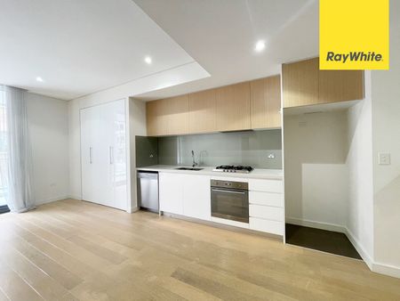 2 Bed + Huge Study on the prime location - Photo 5