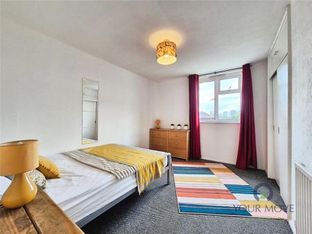 3 bedroom flat to rent - Photo 4