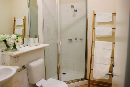 2 Bedroom Standard - Photo 3