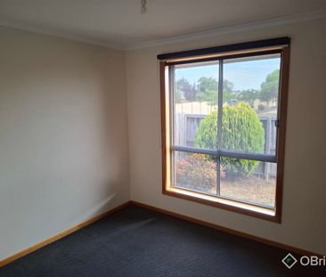 Neat 2-bedroom unit - Photo 2