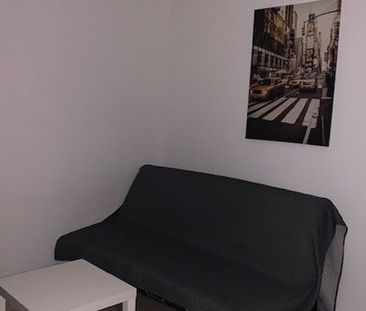 Appartement à louer 1 pièce • Nîmes - Photo 2