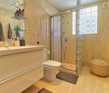 House in Sierrezuela, Costa del Sol - Photo 2