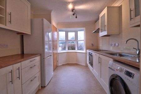 2 bedroom terraced house to rent - Photo 5