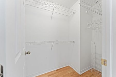 For Lease - 81 Lloydalex Crescent, Stittsville - Munster - Richmond, Ontario - Photo 4