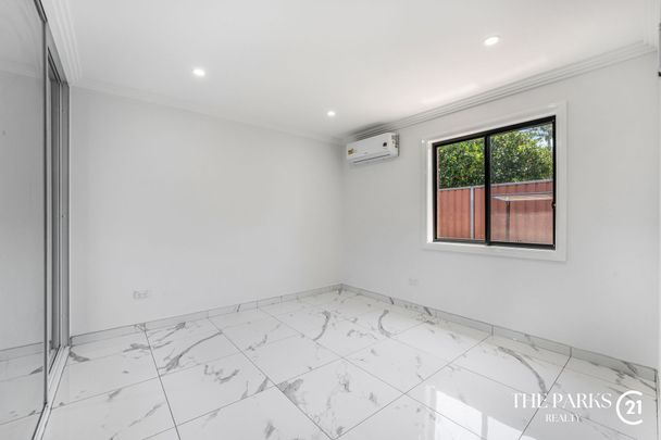 Near New Two Bedroom Brick Grannyflat - Photo 1