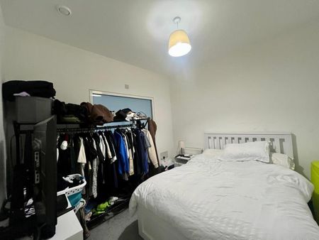 4A Victoria Avenue, Camberley - 1 bedroomProperty for lettings - Seymours - Photo 4