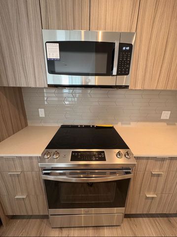 For Lease - 430 Square One Drive Unit# 810, Mississauga, Ontario - Photo 4