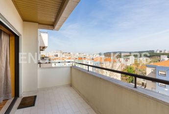 Apartamento T3 em Lisboa