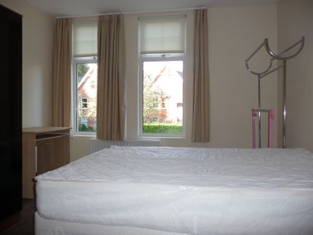 73A Marlborough Park South, Belfast, BT9 6HS - Photo 2