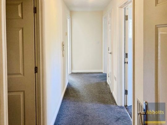 LAINDON, BASILDON - Photo 1