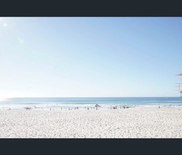 Central Broadbeach $580 pw - Photo 4