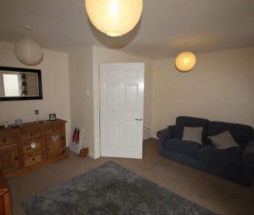 2 bedroom house to rent - Photo 1