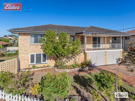 Modern and Spacious Marvel - Photo 4