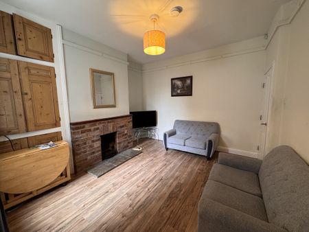 Nunthorpe Road, South Bank - P1053 - Photo 3