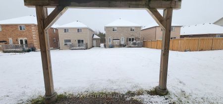 For Lease - 1245 Leslie Drive, Innisfil, Ontario - Photo 5