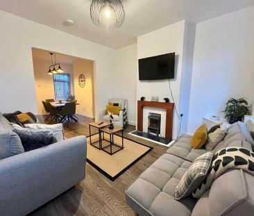 2 bedroom terraced house to rent - Photo 2