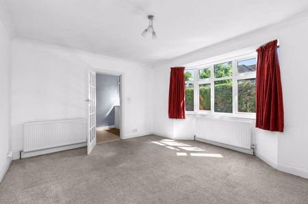 3 bedroom semi-detached house to rent - Photo 2