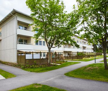 Lövsångargatan 12, 724 72, VÄSTERÅS - Photo 1