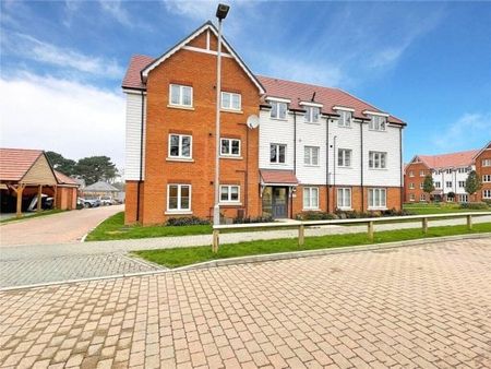 Fontwell 2 bedroom flat to rent - Photo 4