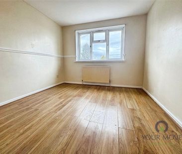 4 bedroom semi-detached house to rent - Photo 2