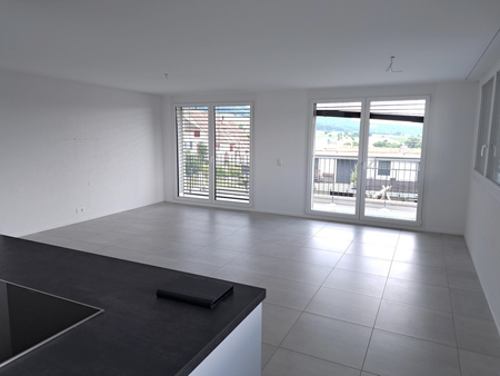 moderne Wohnung mit Balkon an ruhiger Lage mit top Ausbaustandard - Photo 3