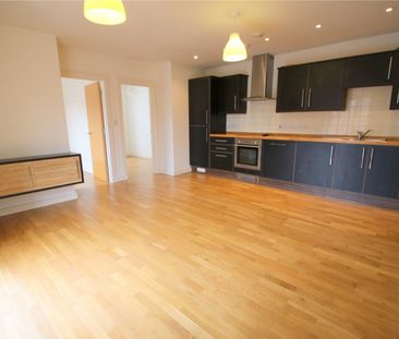 St Johns Lane, - Photo 3