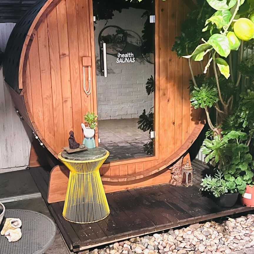 Fitzroy North - Photo 1