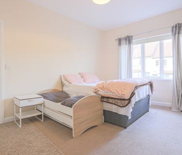 2 Bed Flat, Manor Grove, LS7 - Photo 4
