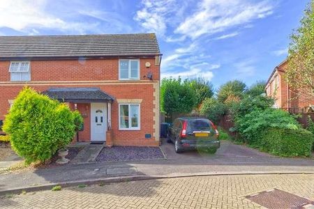 Caldecotte - A Lovely Bedroom Semi-detached Home, MK7 - Photo 4