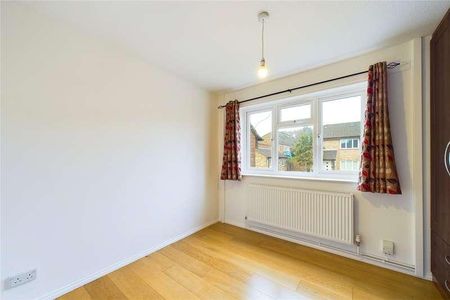 Juniper, Bracknell, Berkshire, RG12 - Photo 3