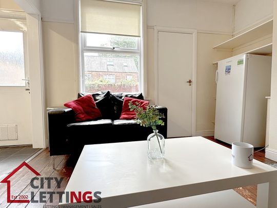 1 Bedroom Shared House - Photo 1