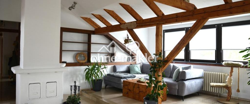 Lichtdurchflutete Dachgeschosswohnung mit Kamin und 2 Balkonen in Köln-Porz Urbach - Photo 1