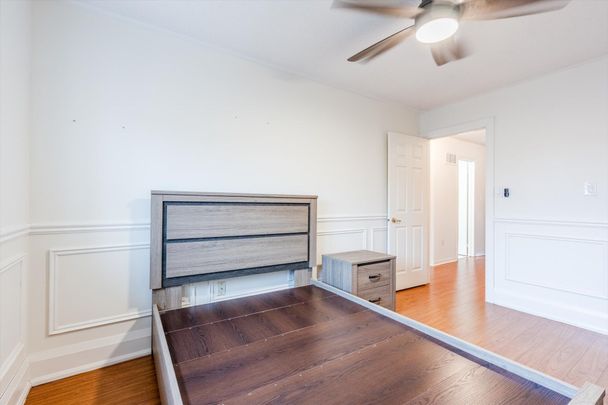 For Lease - 17 Castle Park Boulevard, Vaughan, Ontario - Photo 1