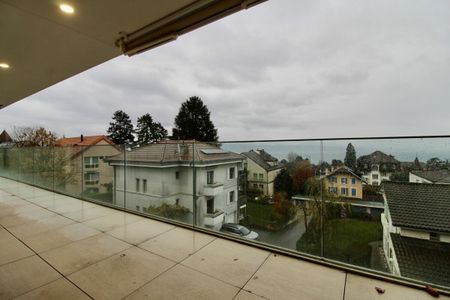 Bel appartement de standing, 3.5 pièces avec magnifique vue sur le lac - Photo 2