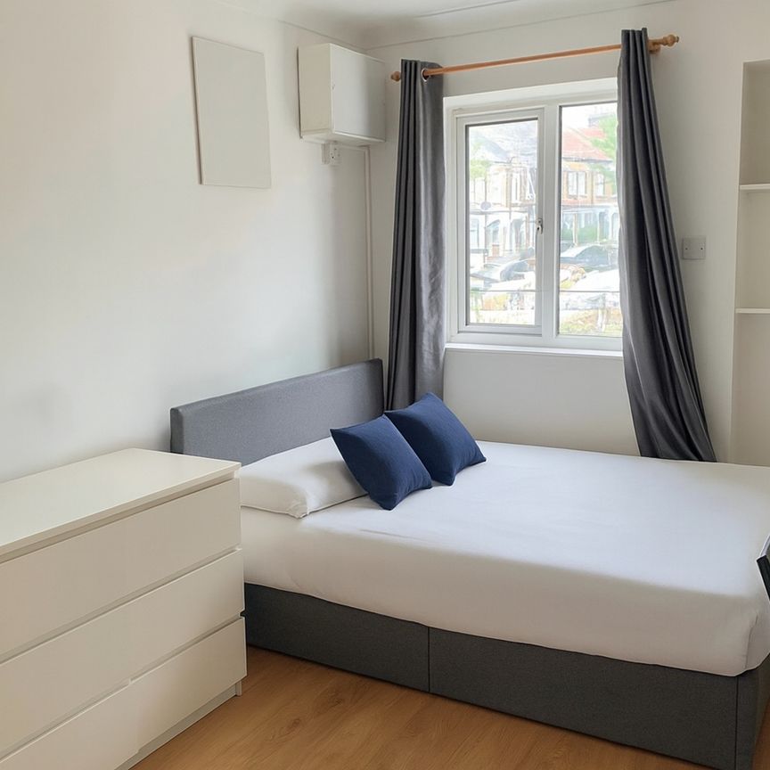 Studio Flat, London, E17 - Photo 1