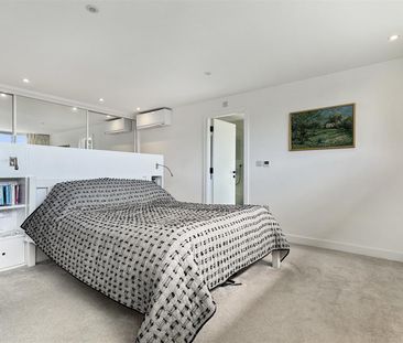 3 Bedroom House - Photo 2