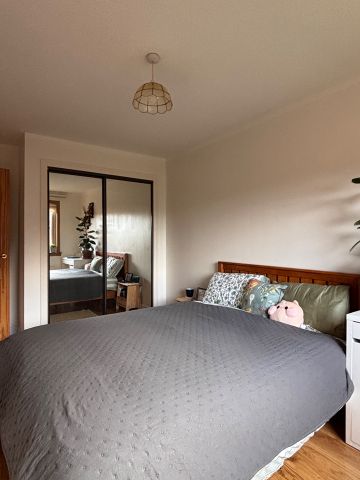 Room in a Shared Flat, Ascot Court, G12 - Photo 2