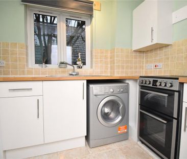 2 bedroom maisonette to rent - Photo 3