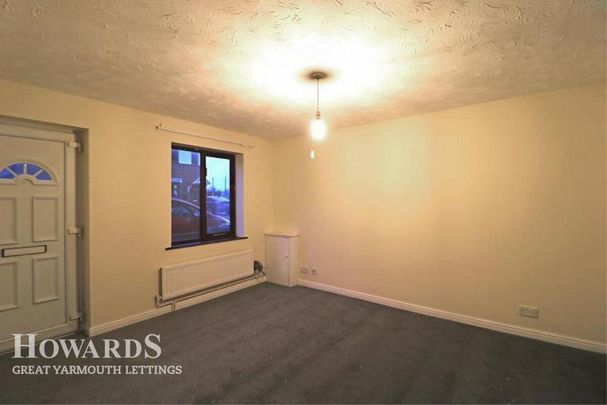 2 bedroom terraced house to rent - Photo 1