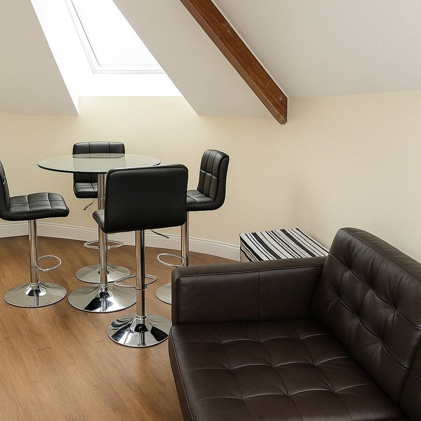 4 Bed Flat, Clifton, BS8 - Photo 1