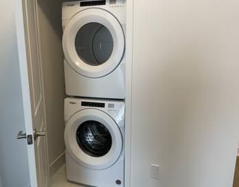 For Lease - 202 Burnhamthorpe Road Unit# 1707, Mississauga, Ontario - Photo 2