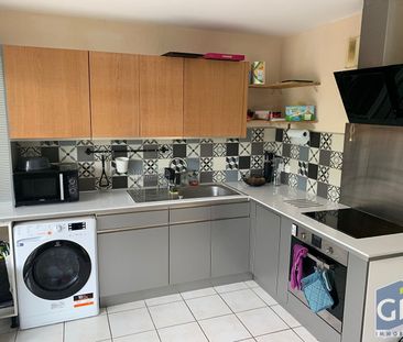 Location Appartement 2 pièces 55m² - Photo 5