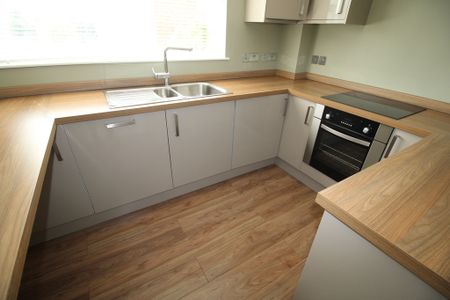 2 Bed Student Accommodation - Photo 4