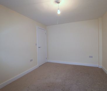 Abbott Road, Bournemouth, Dorset - Photo 1