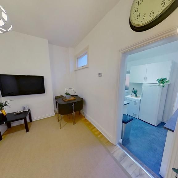 4 bedroom terraced house to rent - Photo 1