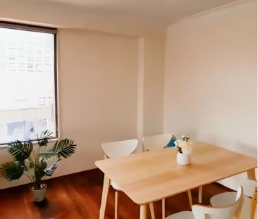 4 bed 2 bath - Photo 4