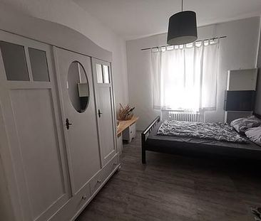Gut geschnittene Etagenwohnung in Stadtnähe - Photo 1