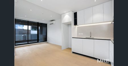 Prime location and lifestyle apartment that call home - Photo 3