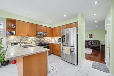 For Lease - 3203 Carabella Way, Mississauga, Ontario - Photo 3