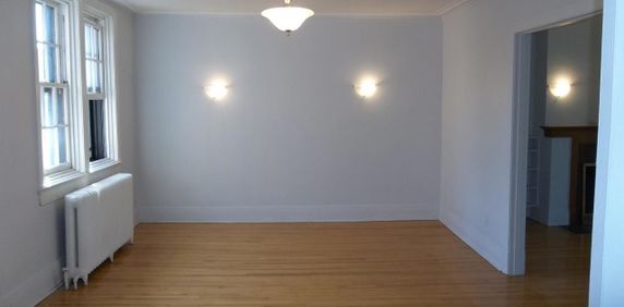 Westmount – Très Grand logement 6 1/2 Chauffé – Heated - Photo 2